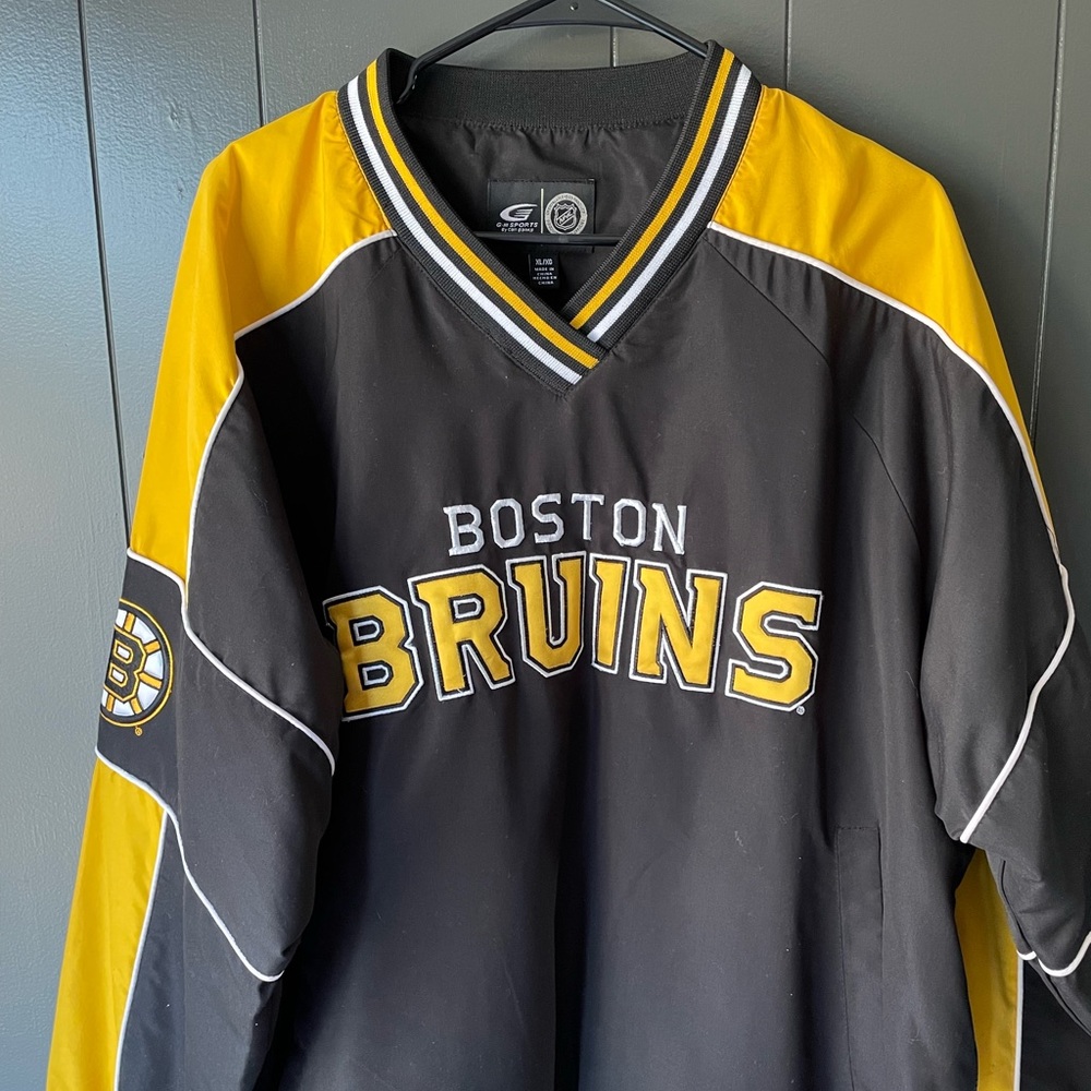 Men’s Boston Bruins Pullover. Size XL.
